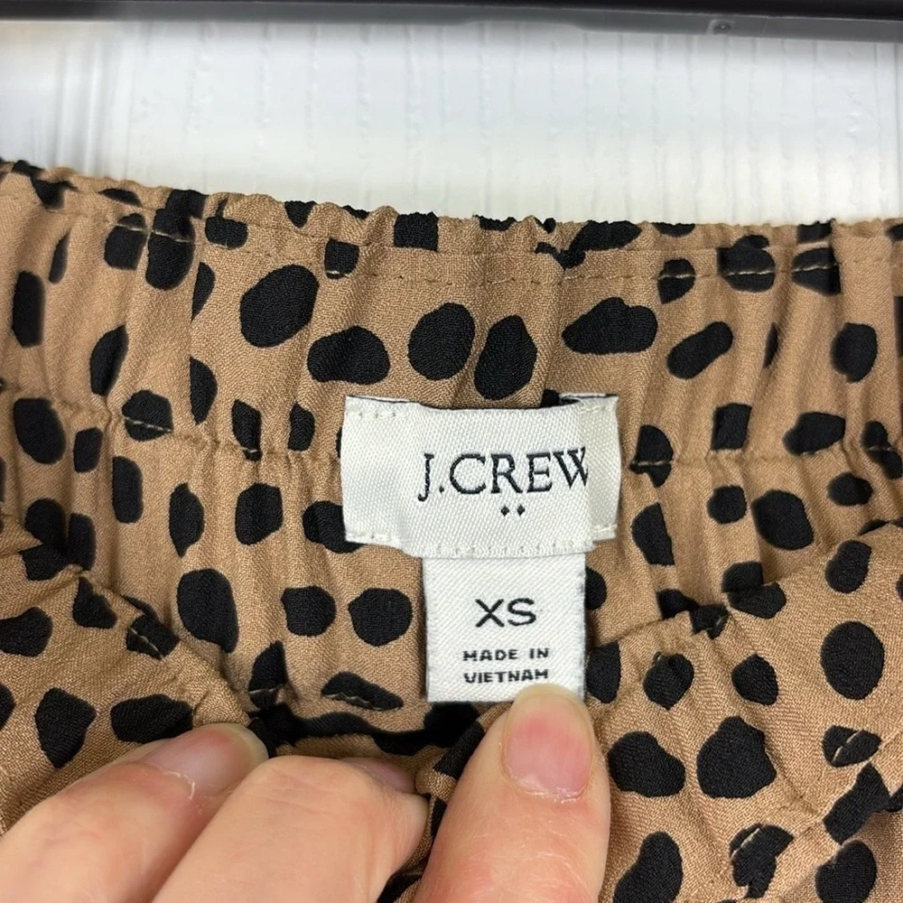 J. Crew polka dot pull on skirt sz xs